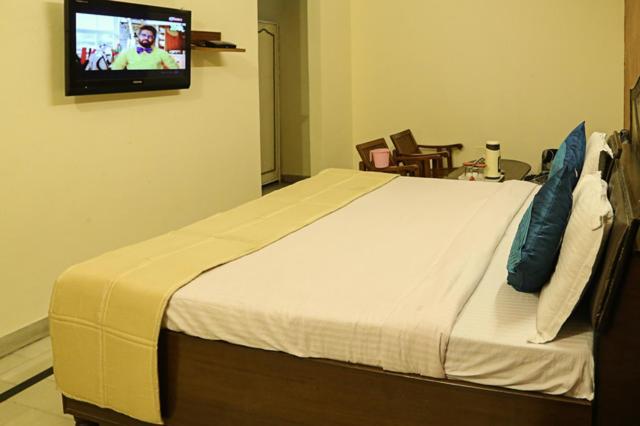 Hotel Amron45 Chandīgarh Екстериор снимка